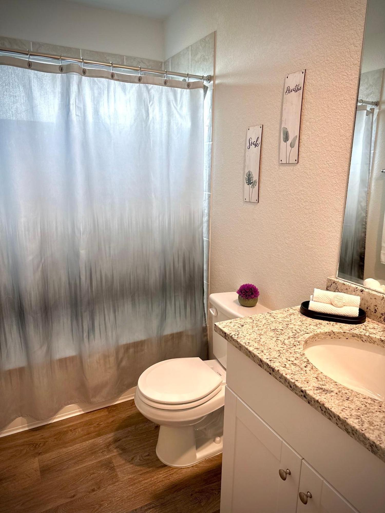 New Home Near Lackland, Seaworld サンアントニオ エクステリア 写真