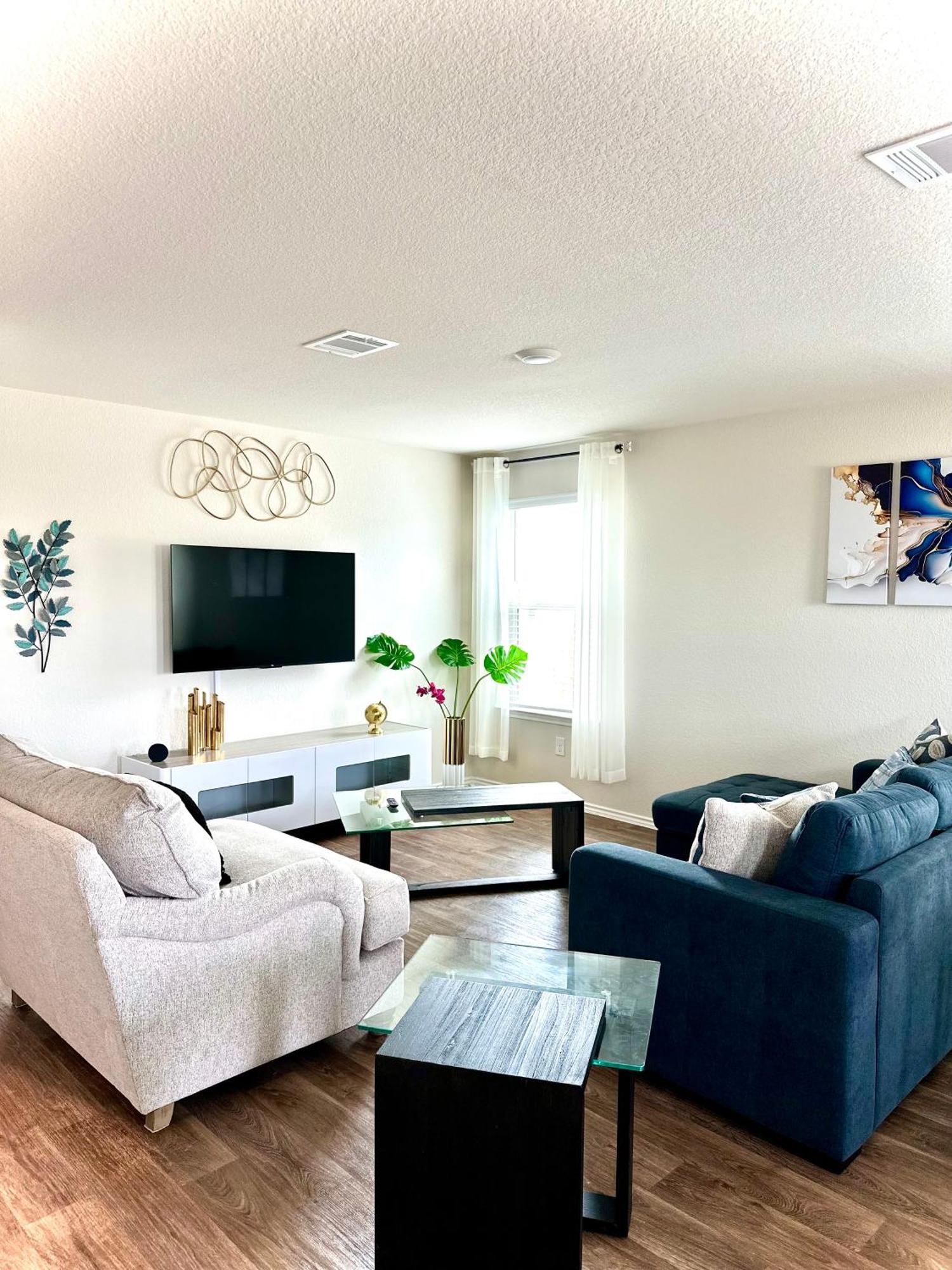 New Home Near Lackland, Seaworld サンアントニオ エクステリア 写真