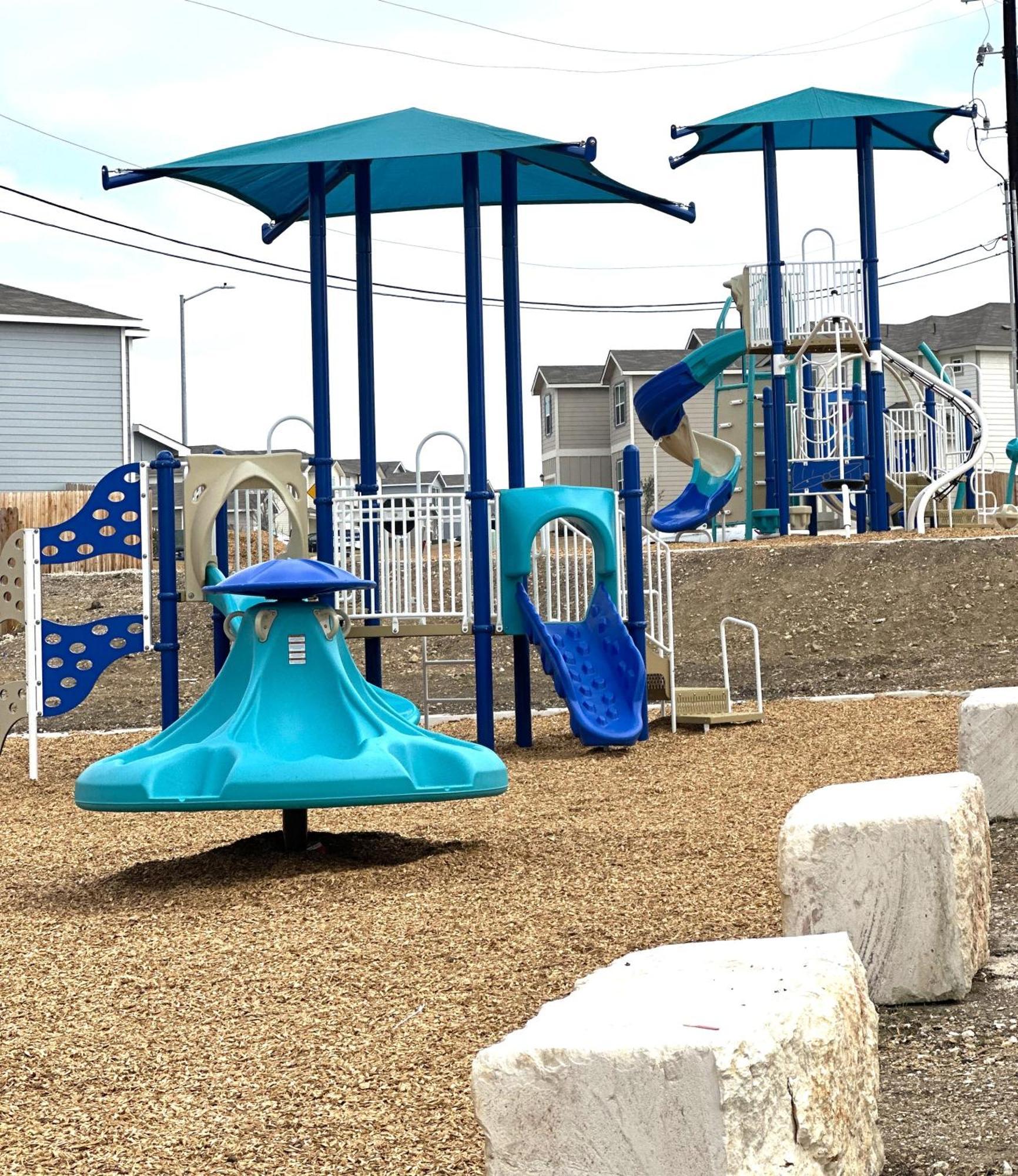 New Home Near Lackland, Seaworld サンアントニオ エクステリア 写真